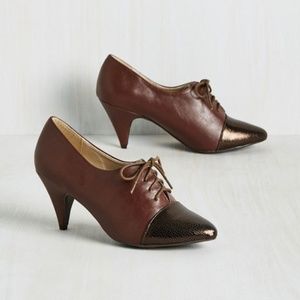 Modcloth Chestnut Faux Leather Heels